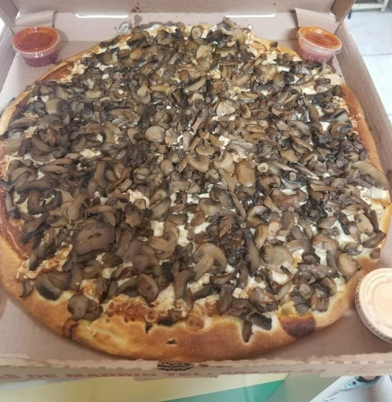 Pizza de champiñones ¡Mmmm, champiñones! | Reddit.com/elliottb89