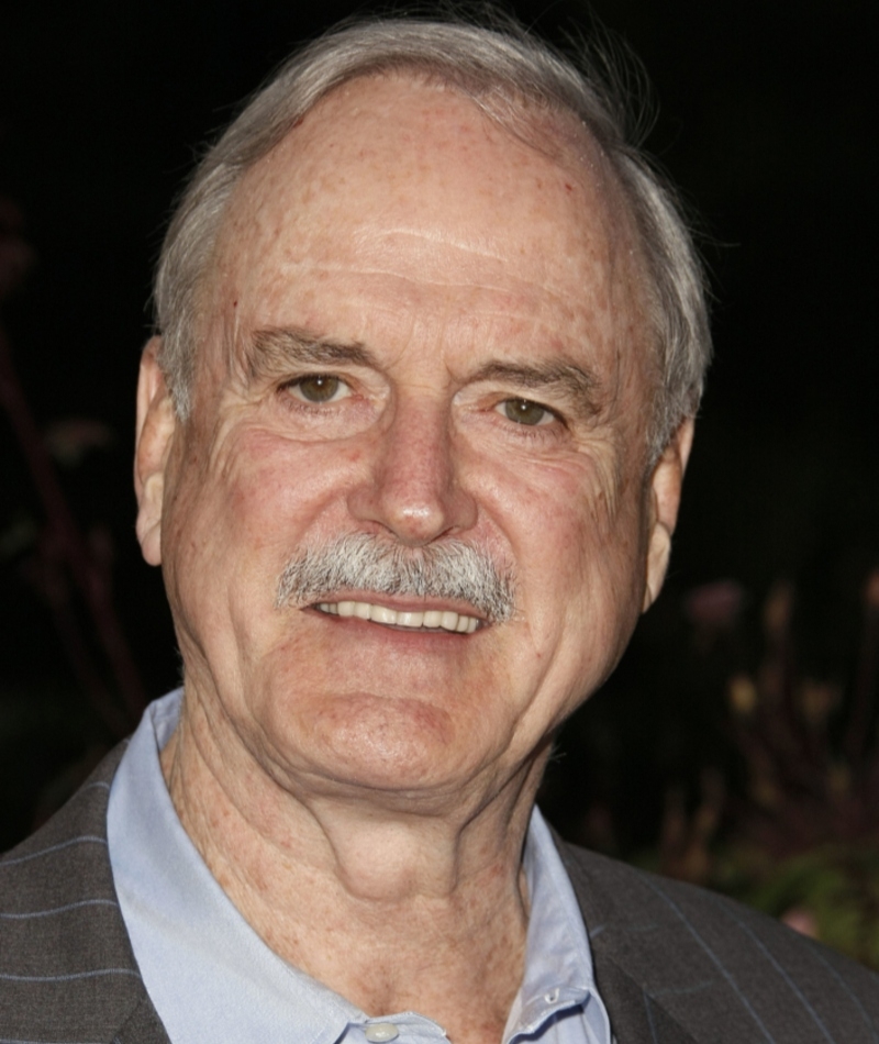 John Cleese tiene una licenciatura en derecho | Alamy Stock Photo