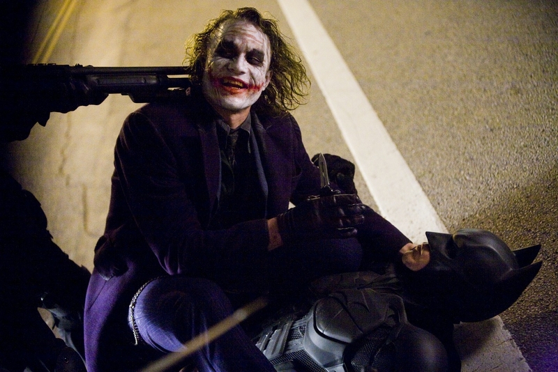 The Dark Knight | MovieStillsDB Photo by kingmaus/Warner Bros., Legendary Pictures