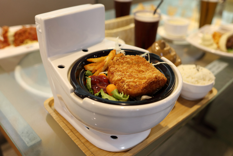 Modern Toilet Restaurant in Taipei, Taiwan | Shutterstock