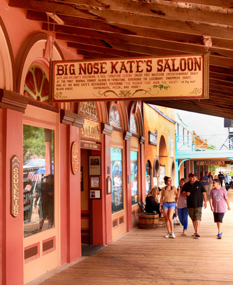 Big Nose Kate's Saloon in Tombstone, Arizona | Alamy Stock Photo