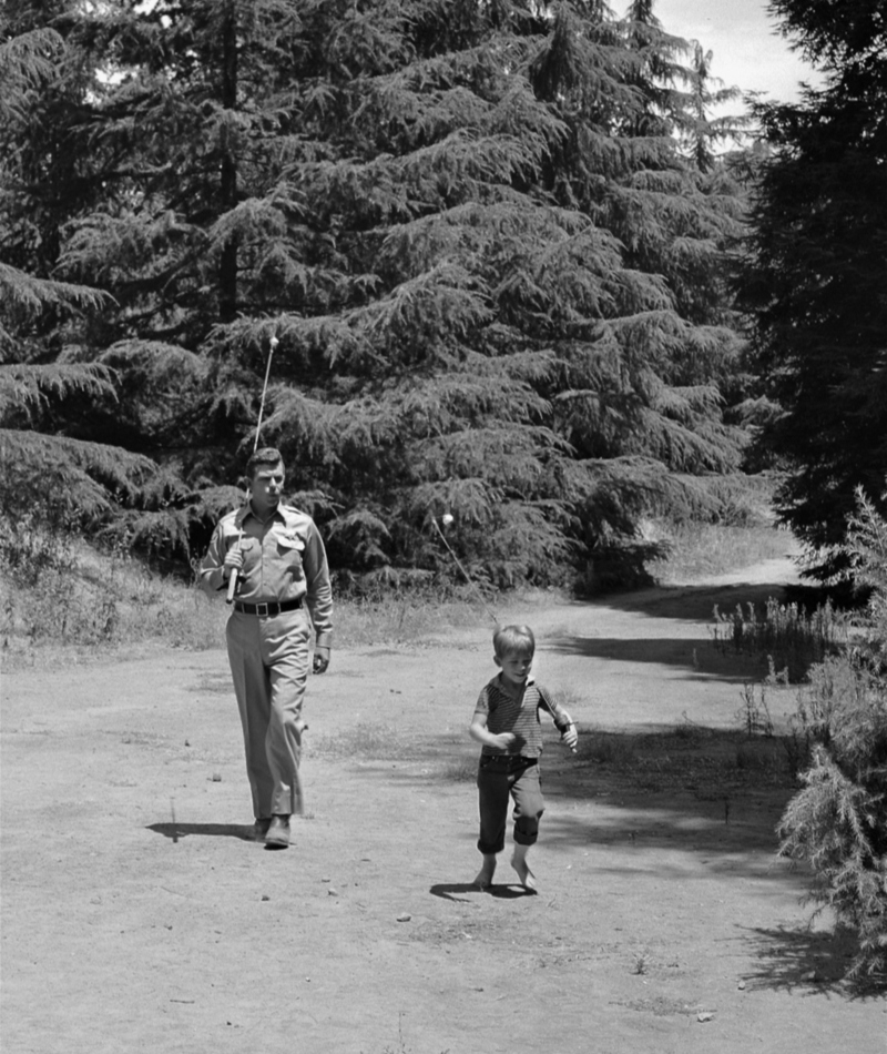 Griffith rindió homenaje a su verdadero padre en la introducción | Getty Images Photo by CBS Photo Archive