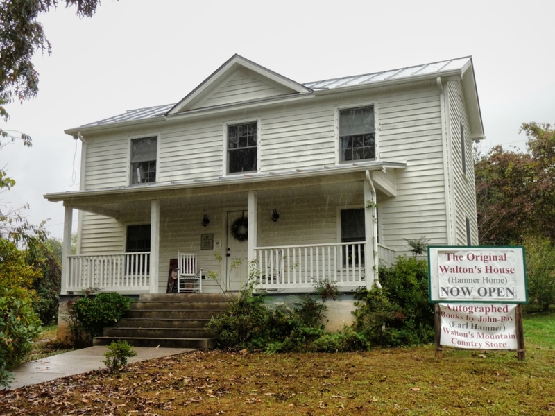 La casa de Earl Hamner fue comprada por sus fans | Flickr Photo By Kipp Teague