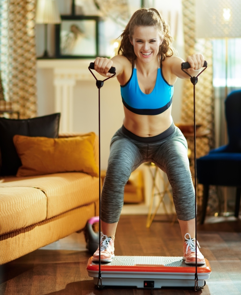 Plataforma vibratoria desarrollada por Powerfit | Alamy Stock Photo