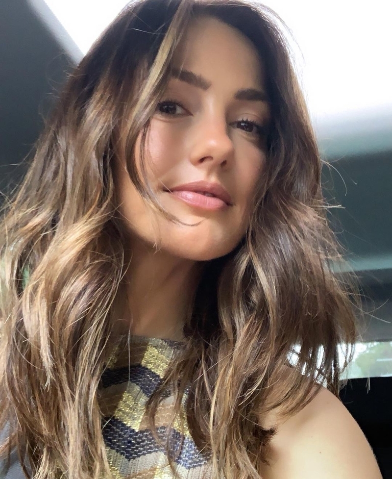 Minka Kelly — Today | Instagram/@minkakelly