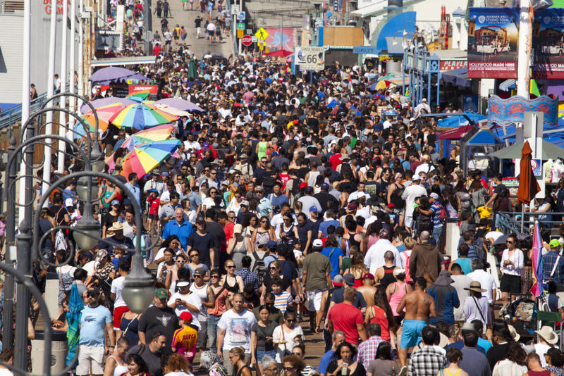 La ciudad es enorme | Alamy Stock Photo