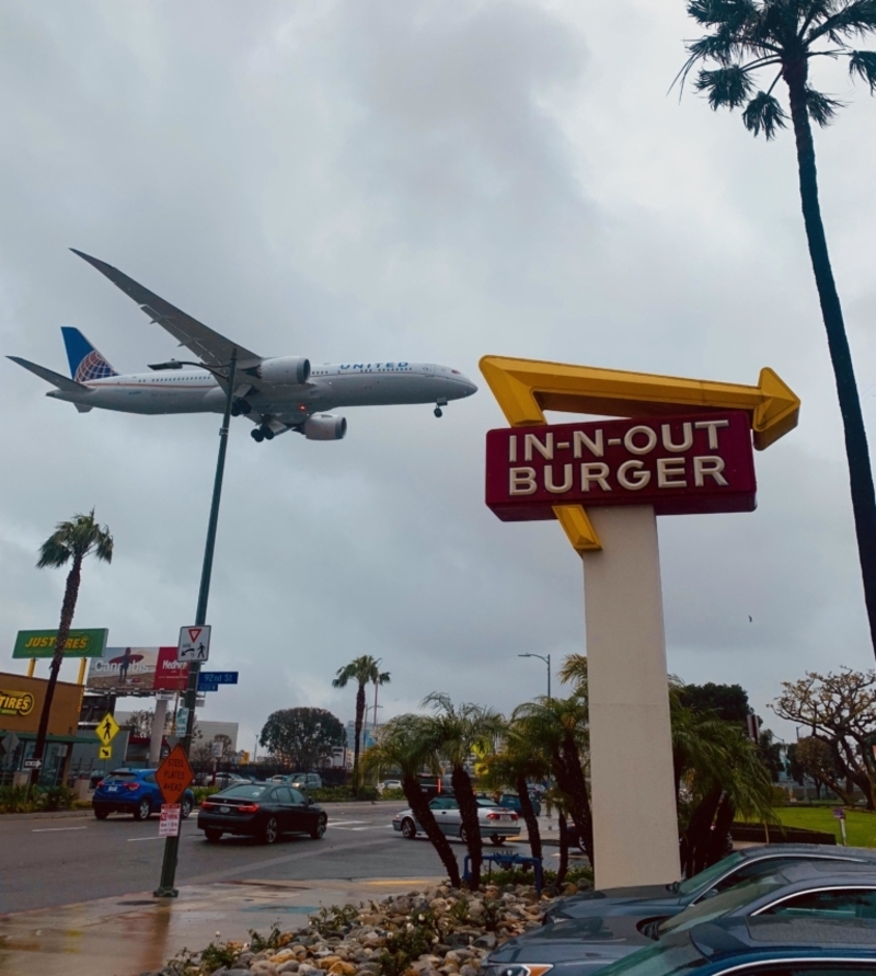 Ver aviones en In-N-Out | Alamy Stock Photo