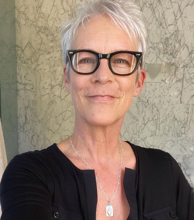 A Nerd at Heart | Instagram/@jamieleecurtis