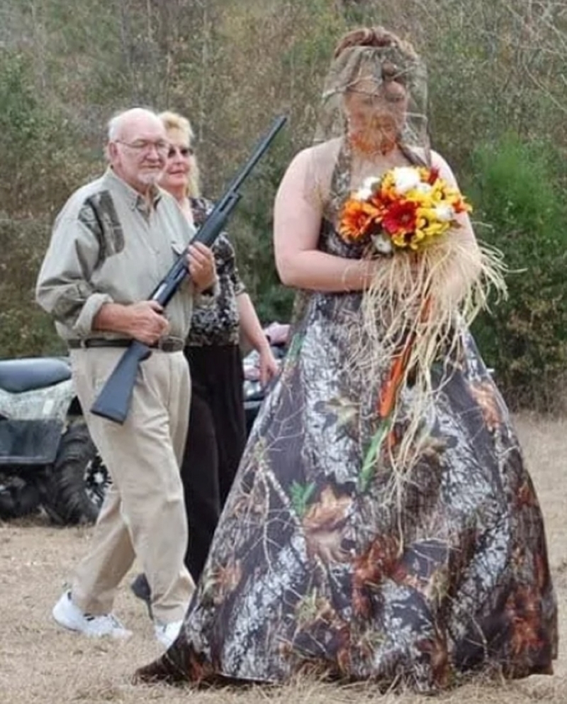 Dans la nature : la mariée en style automnal ! | twitter.com/MaguyTran