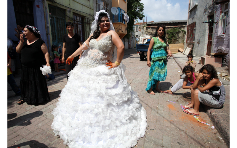 Casamento de cigana? | Alamy Stock Photo by Rastislav Kolesar 