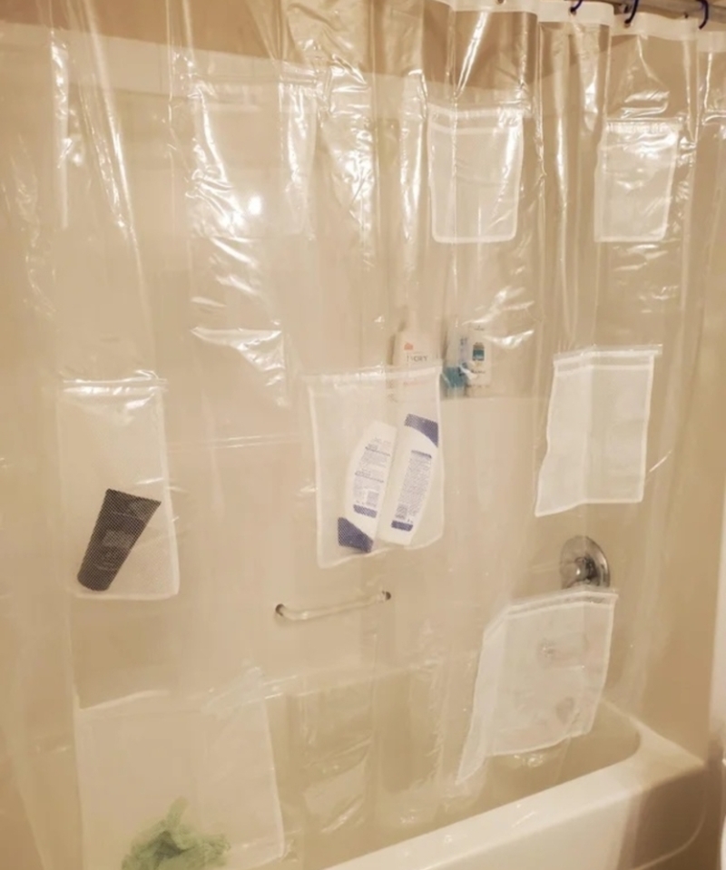 Shower Curtain Pockets | Reddit.com/Burgermasterm