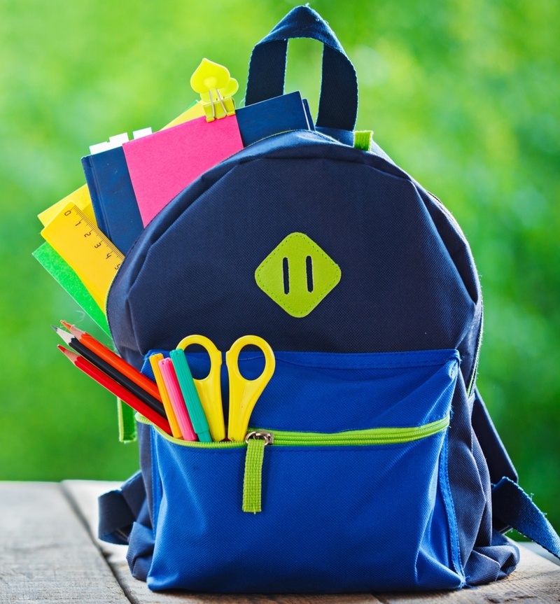 Remendo Quadrado Nas Mochilas | Shutterstock