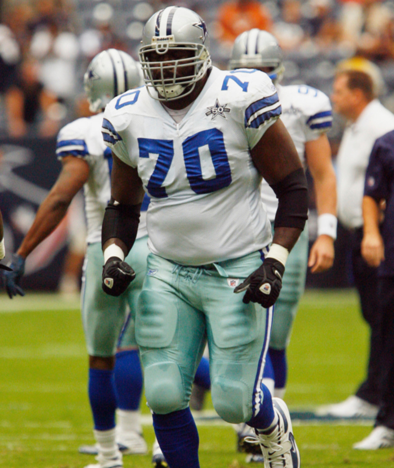 Leonard Davis – 1,98 m., 161 kg. | Alamy Stock Photo by Matt Pearce/Southcreek Global/ZUMA Press Inc