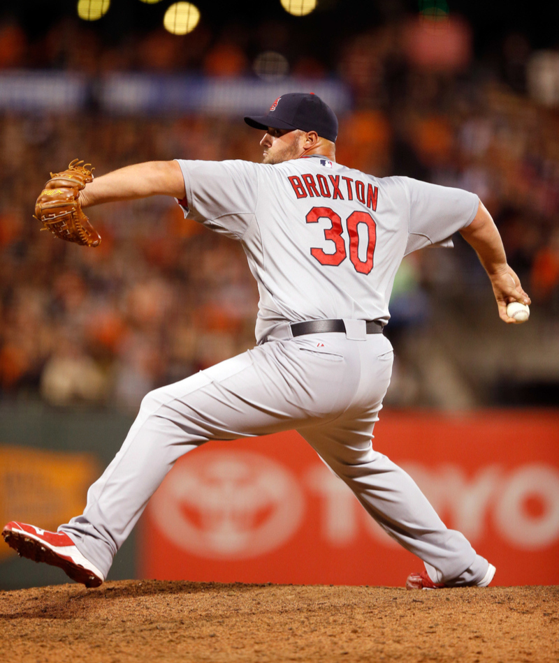 Jonathan Broxton – 1,93 m., 136 kg. | Getty Images Photo by Ezra Shaw