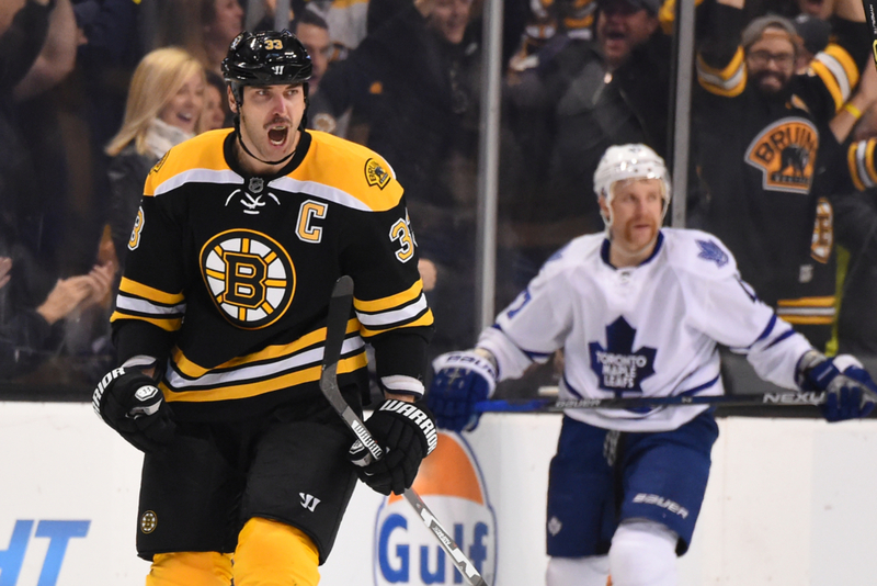 Zdeno Chara – 2,06 m. | Getty Images Photo by Brian Babineau/NHLI