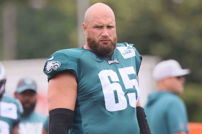 Lane Johnson – Right Tackle | Alamy Stock Photo