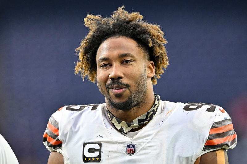 Myles Garrett – Defensive End | Alamy Stock Photo