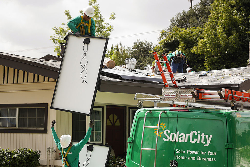 Sirviéndose del sol | Getty Images Photo by Patrick T. Fallon/Bloomberg