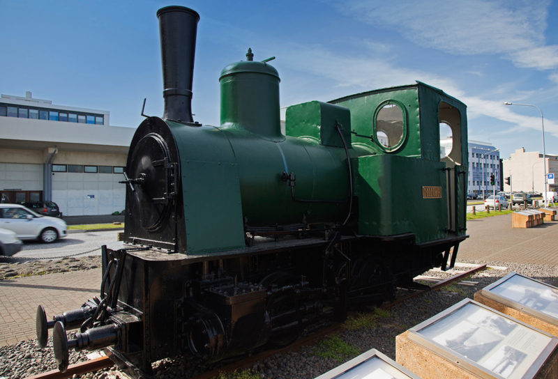 Não Existe Um Sistema Ferroviário Público | Alamy Stock Photo by David Brabiner