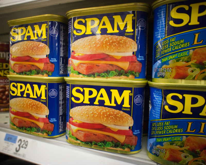 Schlürfen Sie Spam zum Abendessen | Alamy Stock Photo by Richard B. Levine