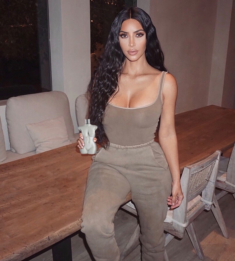 Un comedor extraño | Instagram/@kimkardashian