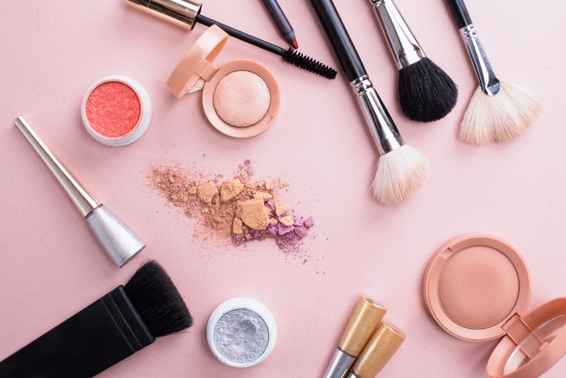 Nettoyez vos outils de beauté | Shutterstock