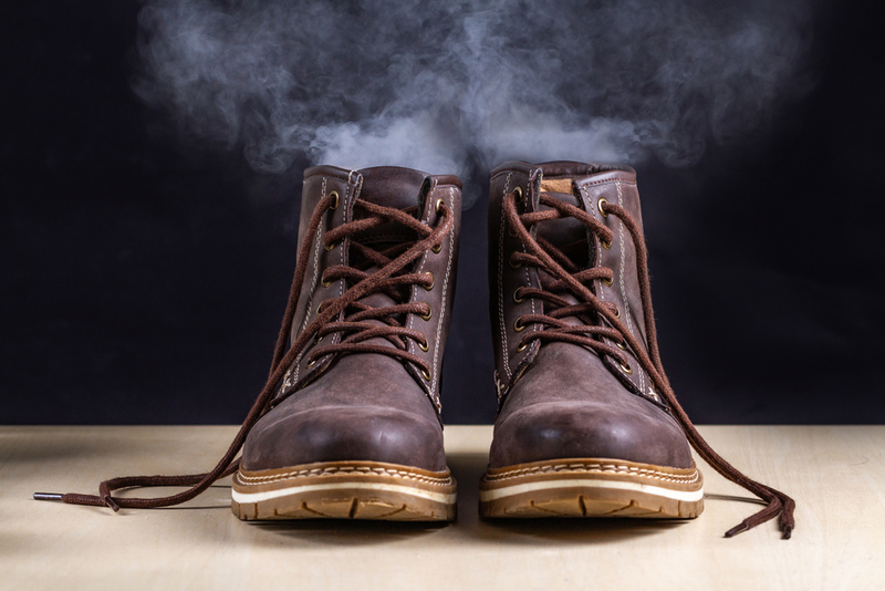 Éliminez les odeurs dans les chaussures | shutterstock