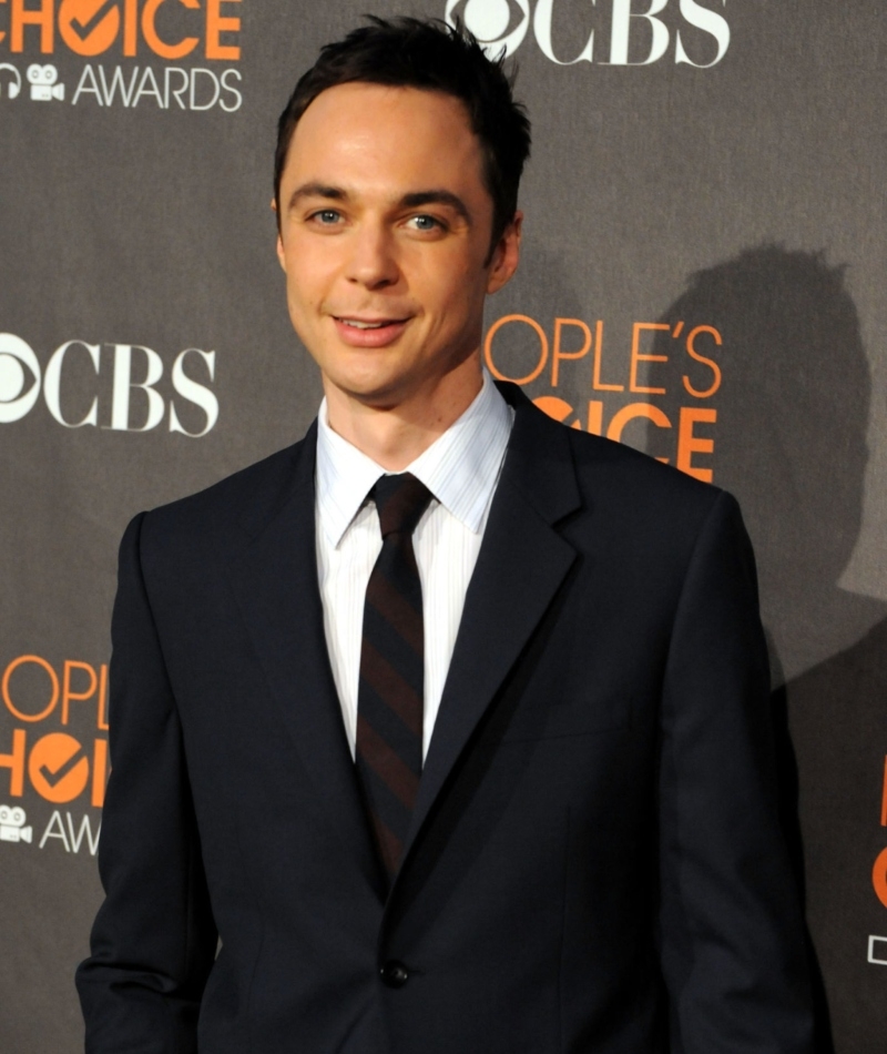 Jim Parsons como Sheldon Cooper – ahora | Getty Images Photo by Jeff Kravitz/FilmMagic
