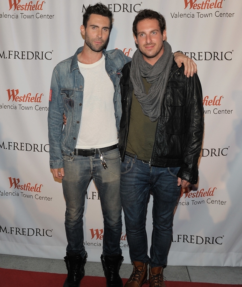 Adam Levine E Seu Irmão Michael | Getty Images Photo by Charley Gallay/Westfield