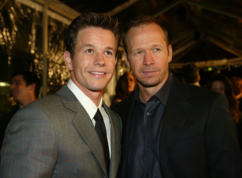 Mark Wahlberg Com Seu Irmão Donnie | Getty Images Photo by Kevin Winter