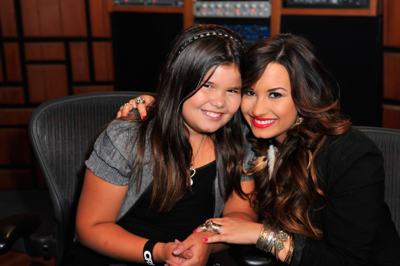 Demi Lovato Com Sua Irmã Mais Nova Madison De La Garza | Getty Images Photo by Alberto E. Rodriguez