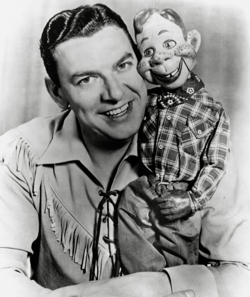 Brincando Com Um Boneco Howdy Doody | Alamy Stock Photo by PictureLux/The Hollywood Archive