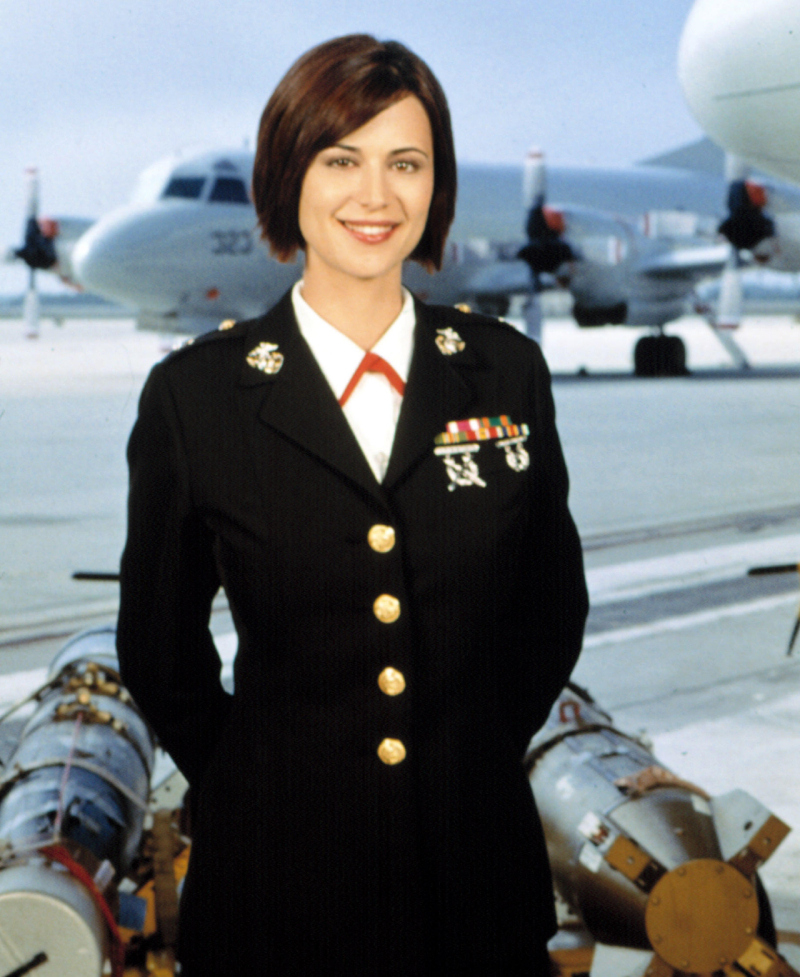 Catherine Bell antes | Alamy Stock Photo by CBS/Courtesy Everett Collection