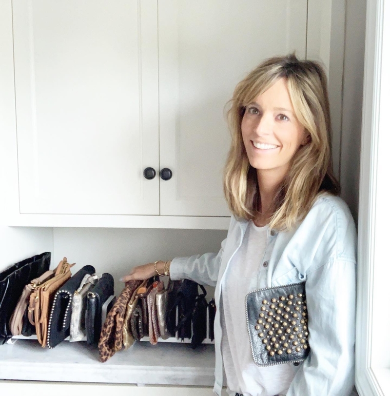 Organize Your Closet With Pot Lid Racks | Facebook/@kimhalfkept