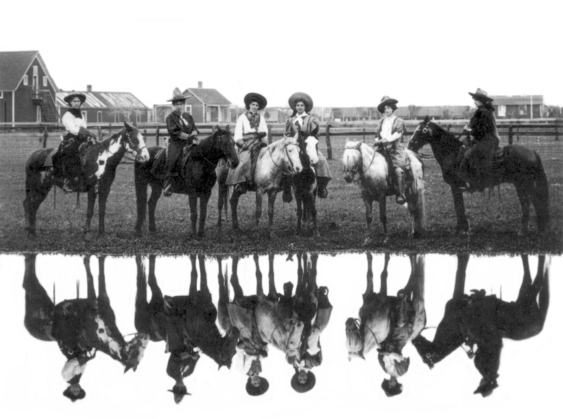 The Rodeo Queens (Las reinas de los rodeos) | Alamy Stock Photo by Science History Images