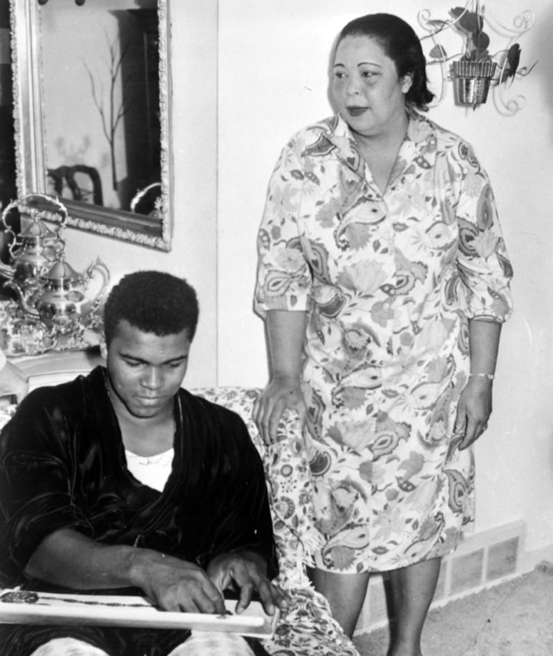 A Mãe de Muhammad Ali, 1964 | Alamy Stock Photo by Smith Archive 