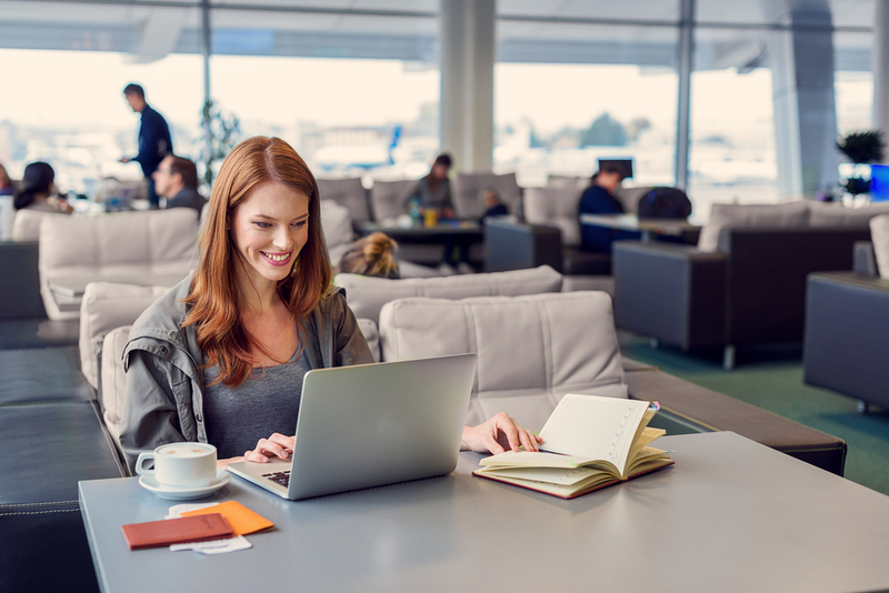 Aproveite As Salas VIP Dos Aeroportos | Shutterstock Photo by Olena Yakobchuk