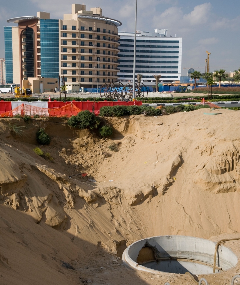 Existe Uma Enorme Quantidade De Petróleo Sendo Produzido Em Dubai | Alamy Stock Photo