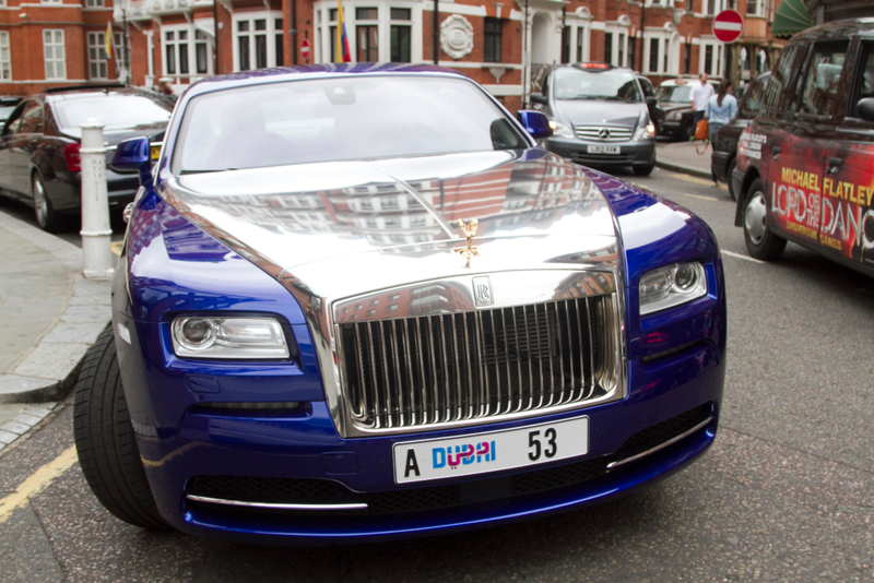 As Placas De Carro São Um Símbolo De Status Social Em Dubai | Alamy Stock Photo