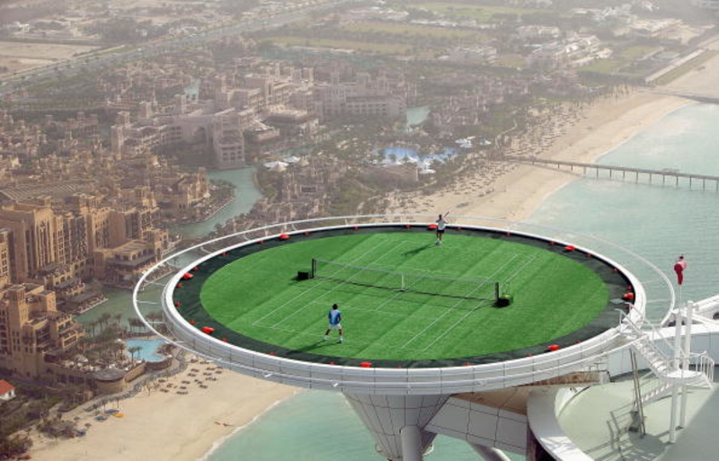 A Quadra De Tênis Mais Alta Do Mundo Fica Em Dubai | Getty Images Photo by David Cannon for Dubai Duty Free