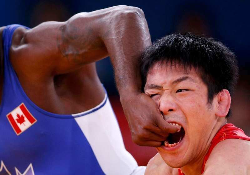 Oh Não! | Alamy Stock Photo by REUTERS/Suhaib Salem (OLYMPICS SPORT WRESTLING TPX IMAGES OF THE DAY)