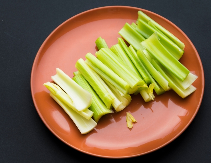 Chewing Doesn't Burn Many Calories | Getty Images Photo by Yelena Rodriguez Mena