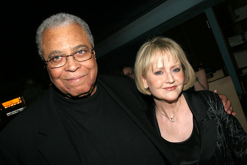 James Earl Jones E Cecilia Hart | Getty Images Photo by Bruce Glikas/FilmMagic