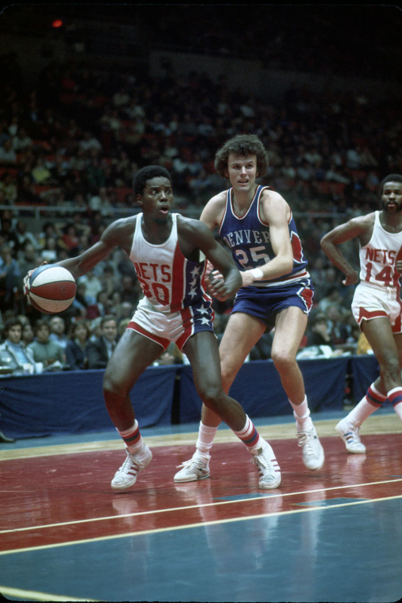 5 of the Most Unforgettable NBA Throwback Jerseys | Getty Images