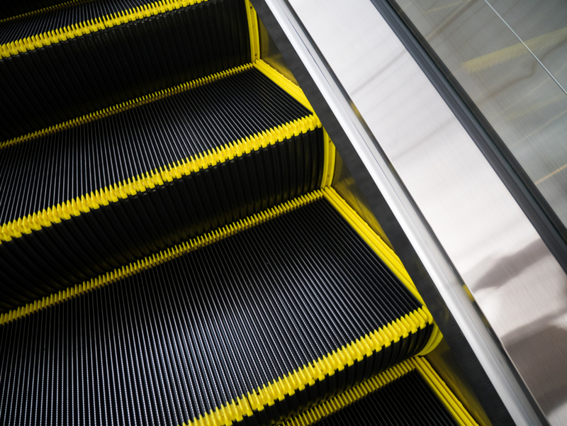 Rolltreppen-Bürste | Shutterstock