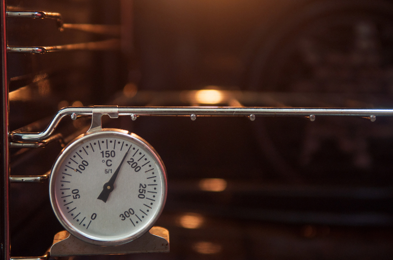 The Oven's Mysterious Knob | Shutterstock