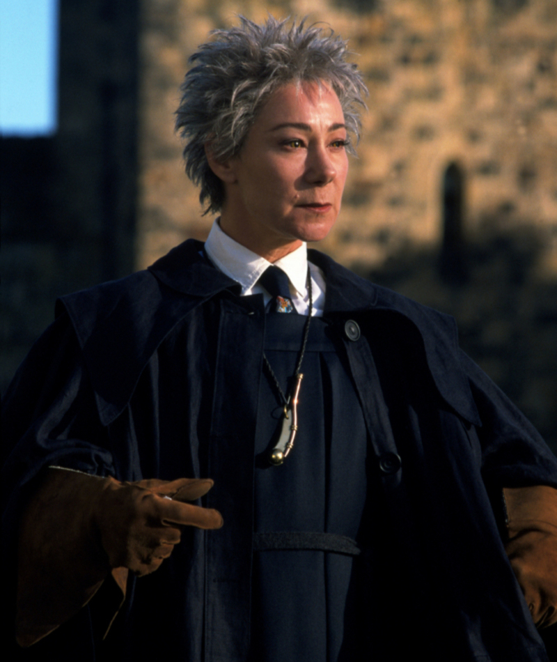 Zoe Wanamaker como Madam Hooch | MovieStillsDB Photo by thankstome/Warner Bros