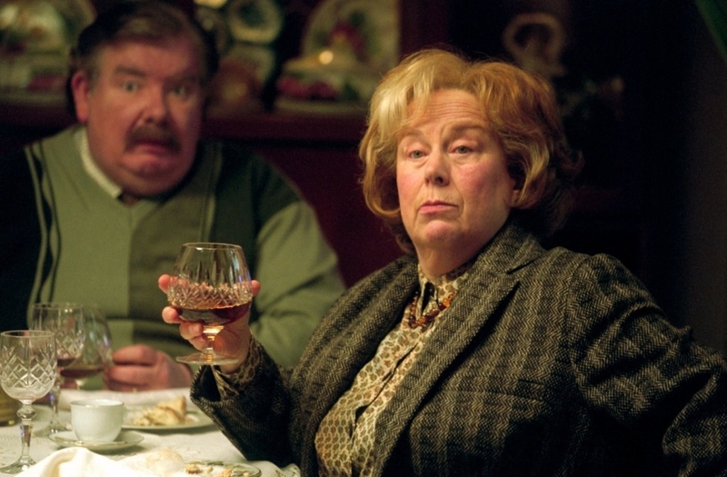 Pam Ferris como Marge Dursley | MovieStillsDB Photo by SpinnersLibrarian/Warner Bros