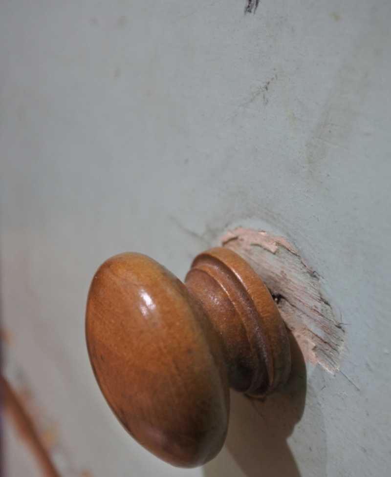 Repair a Loose Cabinet Knob | Alamy Stock Photo