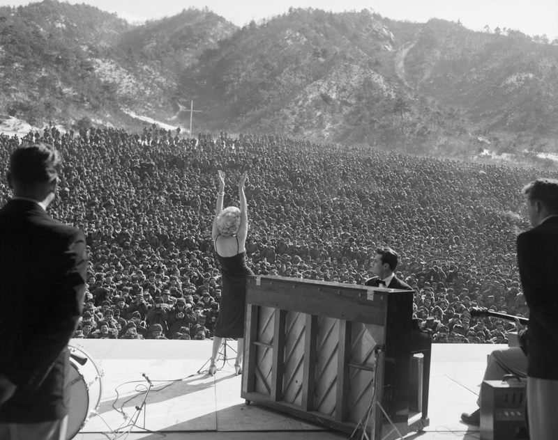 Aplausos por todo lo alto | Getty Images Photo by Bettmann 